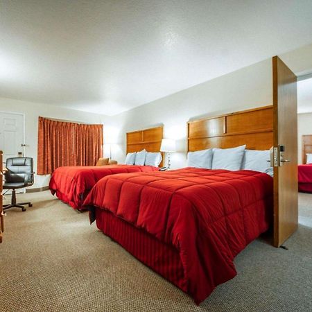 Sea Drift Inn Юрика Экстерьер фото