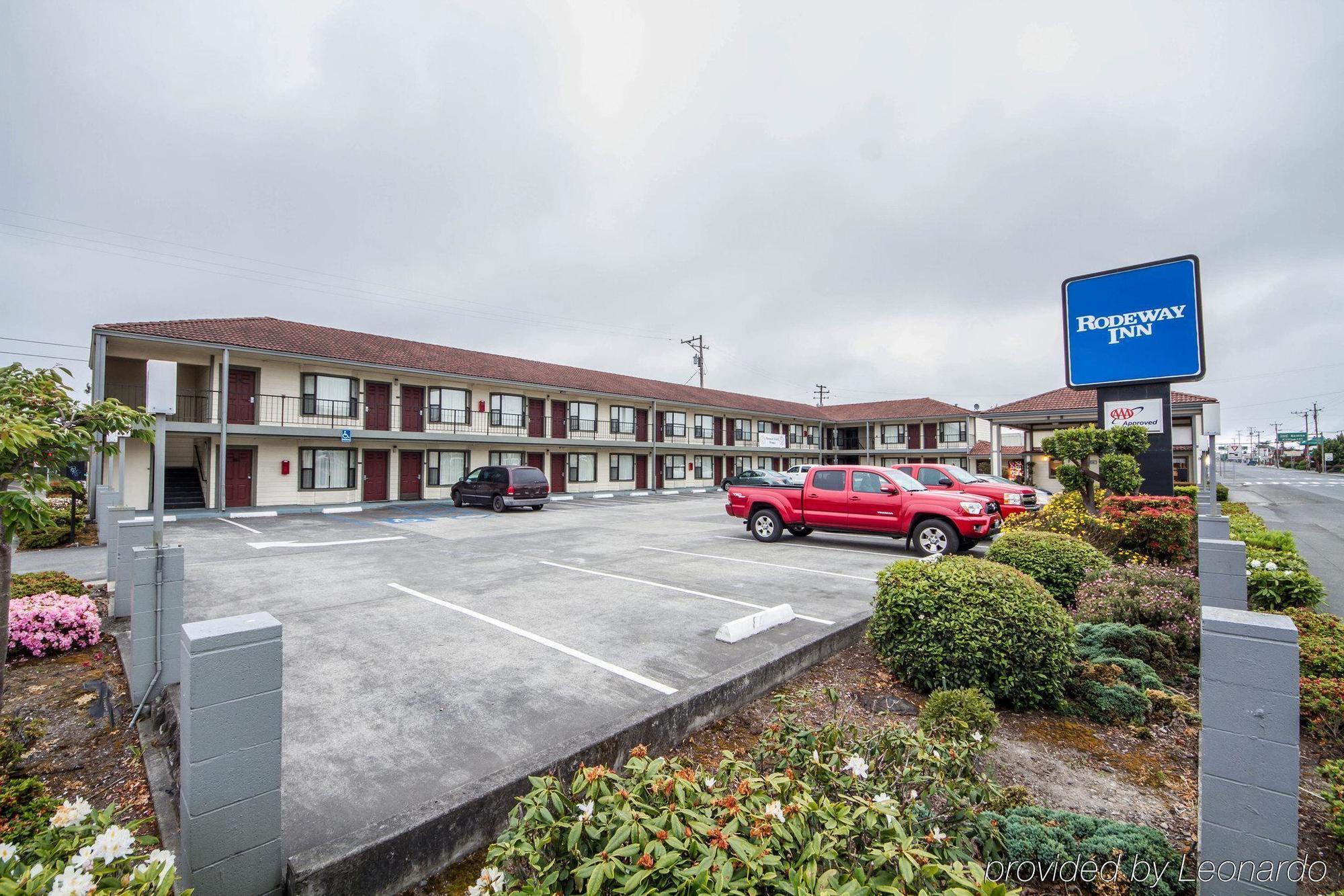 Sea Drift Inn Юрика Экстерьер фото